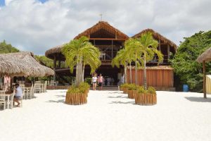 Alchymist Beach Club – O melhor jeito de conhecer a Lagoa do Paraíso