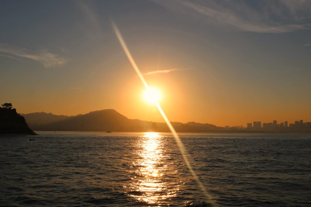 Passeio de barco no Rio de Janeiro com a Maré Mansa