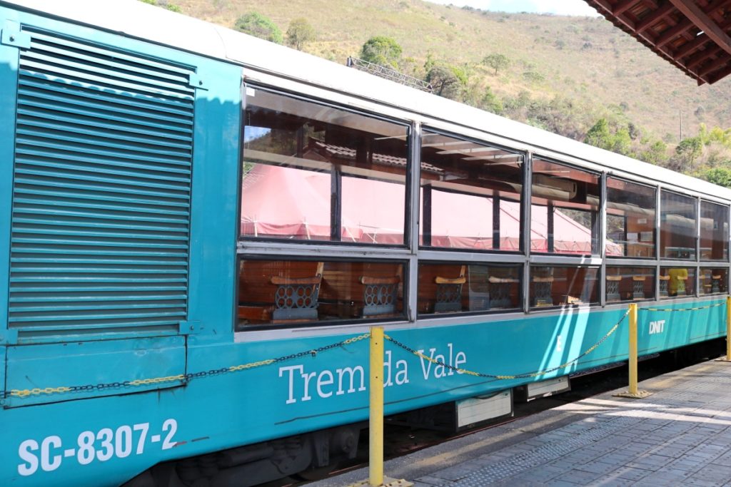 Passeio de trem de Ouro Preto a Mariana